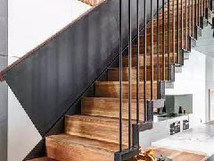 如何设计装修手扶楼梯